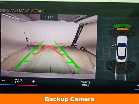 Used 2023 BMW 330i xDrive Sedan w/ Driving Assistance Package image 19