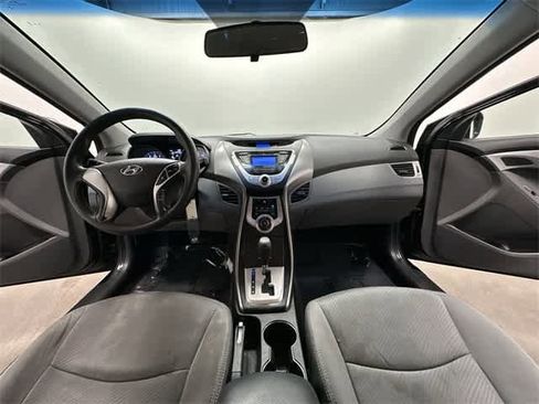 Used 2012 Hyundai Elantra GLS image 15