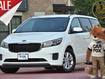 Used 2017 Kia Sedona LX