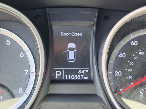 Used 2016 Hyundai Santa Fe SE AWD/4WD image 34