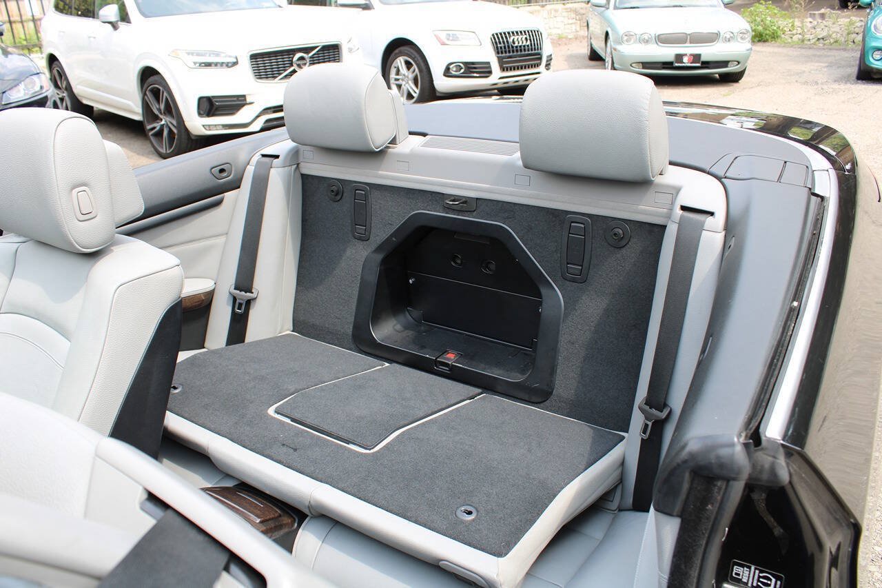 Used 2013 BMW 335i Convertible RWD image 35