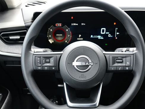 New 2026 Nissan Kicks SV w/ SV Premium Package image 17