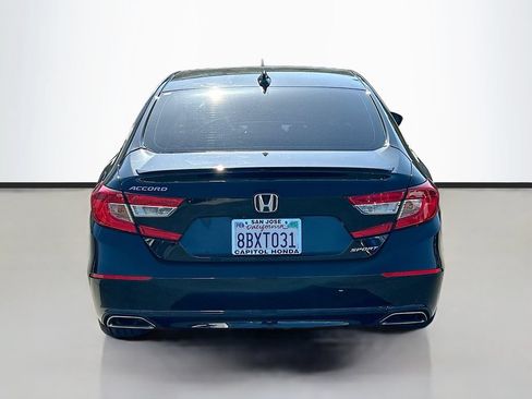 Used 2018 Honda Accord Sport image 6