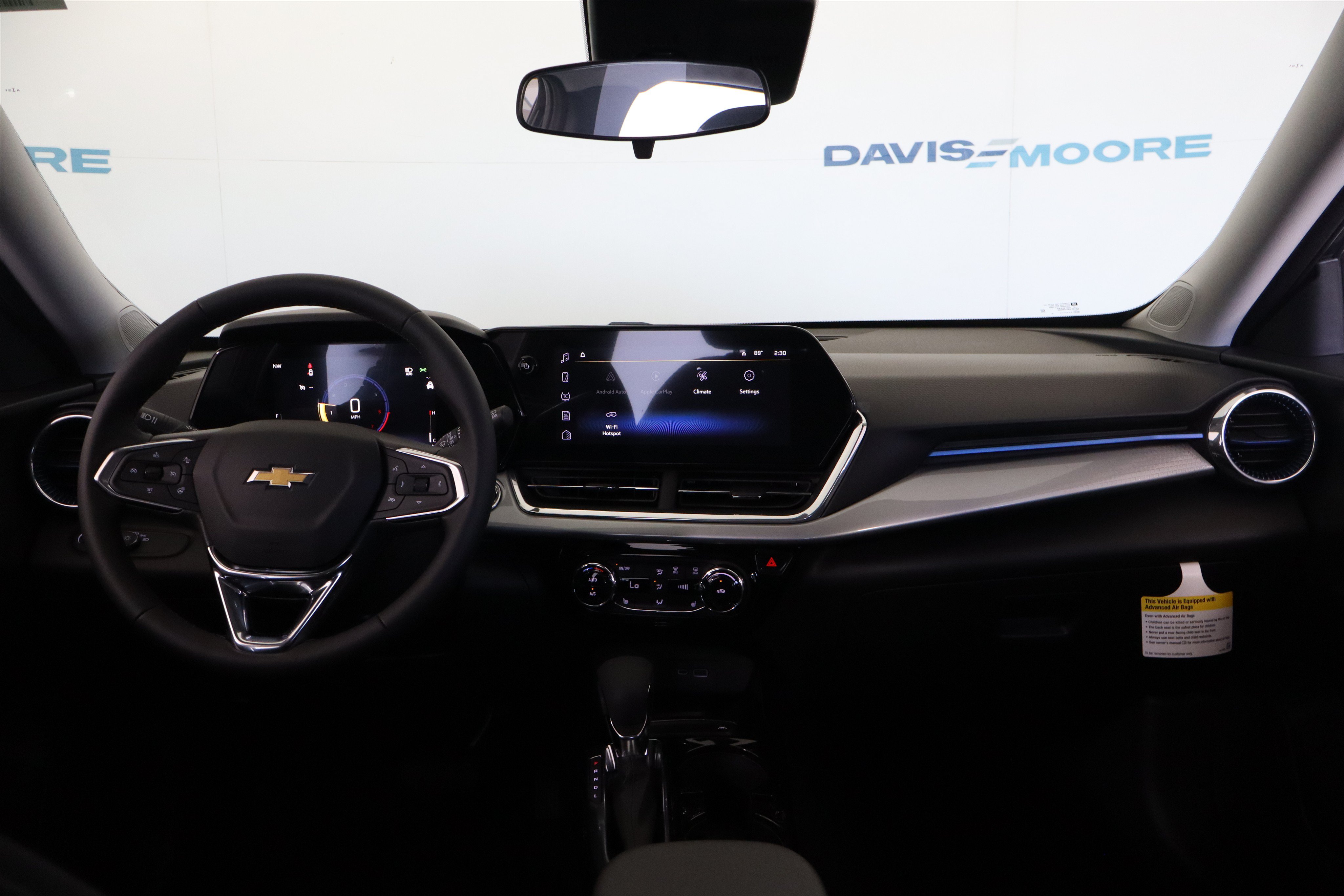 New 2026 Chevrolet Trax LT w/ LT Convenience Package FWD image 16