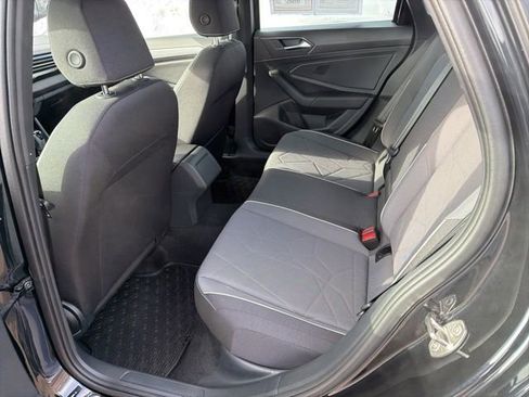 Used 2025 Volkswagen Jetta Sport image 18