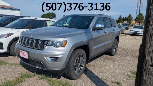 Used 2017 Jeep Grand Cherokee Limited AWD/4WD image 1
