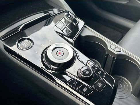 Used 2025 Kia Sportage X-Line image 20