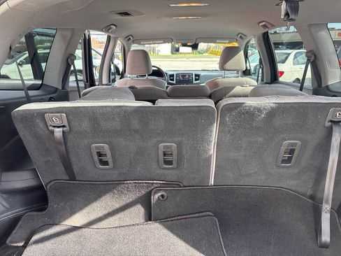 Used 2019 Honda Pilot LX image 11