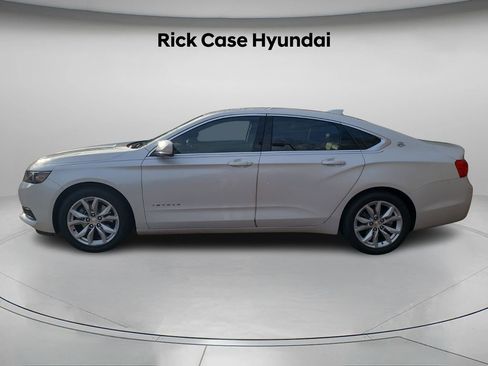 Used 2016 Chevrolet Impala LT w/ Convenience Package image 4