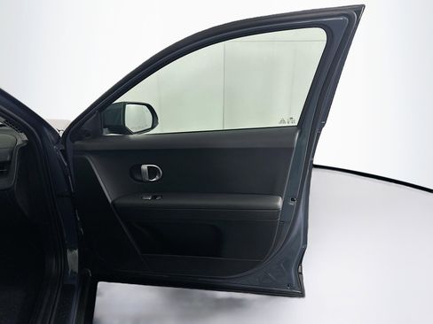 Used 2024 Hyundai Ioniq 5 SEL image 31