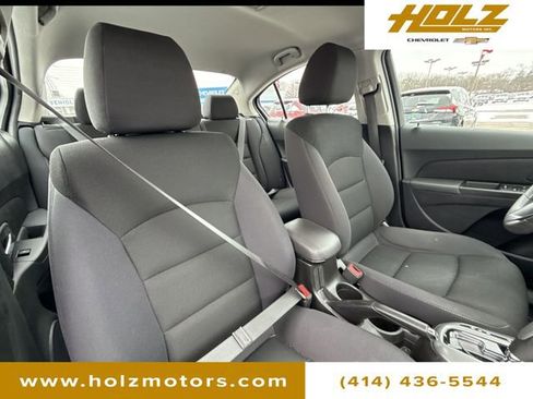 Certified 2016 Chevrolet Cruze LT image 30