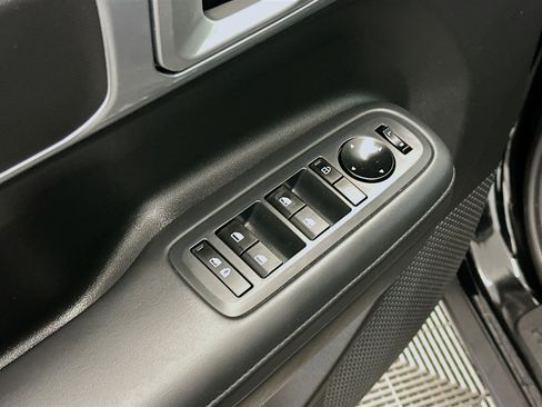 Used 2025 Hyundai Santa Fe SEL image 15