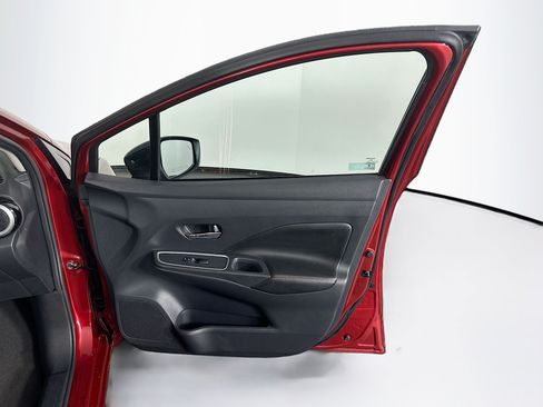 Used 2025 Nissan Versa SR w/ Trunk Package FWD image 30