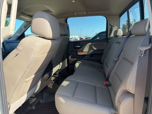 Used 2018 Chevrolet Silverado 1500 LTZ w/ Texas Edition AWD/4WD image 21