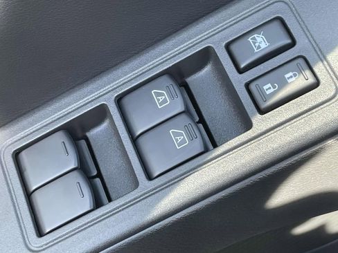 New 2026 Nissan Frontier SV image 16