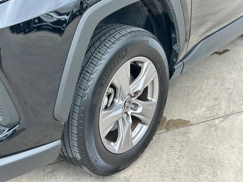Certified 2025 Toyota RAV4 XLE FWD image 9