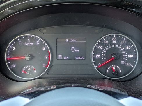 Used 2022 Kia Seltos Nightfall Edition image 30