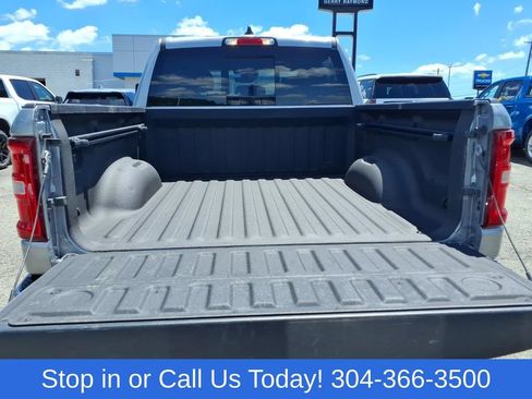 Used 2025 RAM 1500 Big Horn AWD/4WD image 17