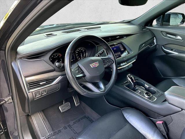 Used 2022 Cadillac XT4 Sport w/ Comfort Package AWD/4WD image 14
