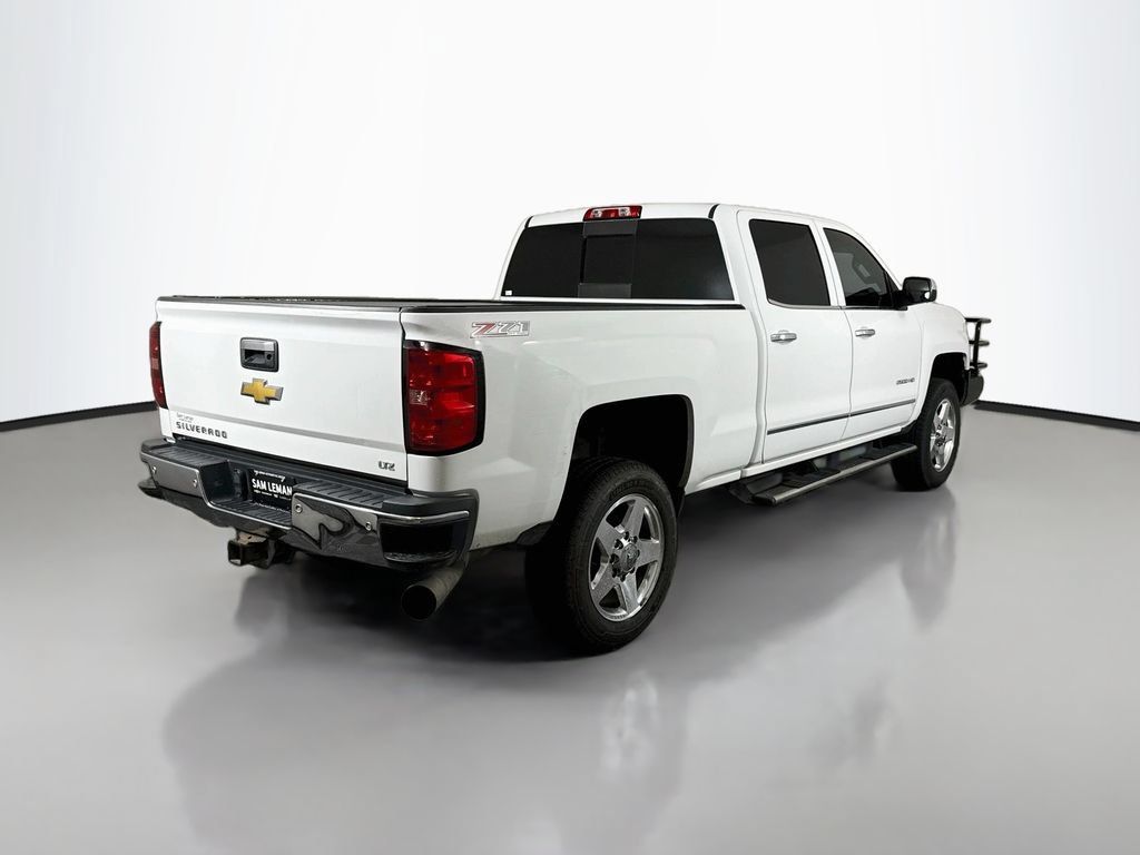 Used 2015 Chevrolet Silverado 2500 LTZ w/ Duramax Plus Package AWD/4WD image 7