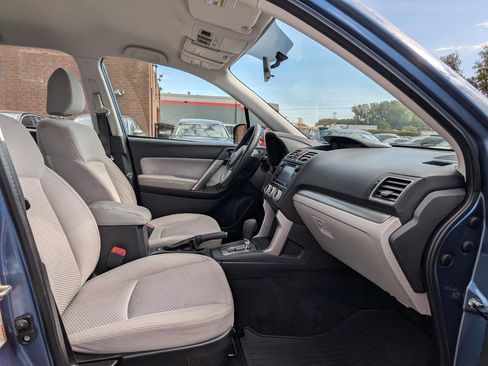 Used 2017 Subaru Forester 2.5i w/ Alloy Wheel Package image 15