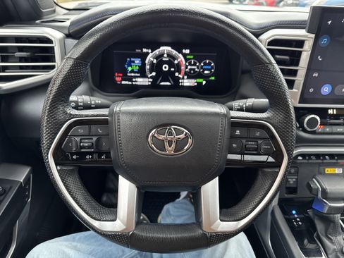 Used 2024 Toyota Tundra Platinum image 18