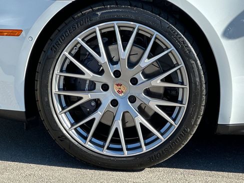 New 2026 Porsche Panamera image 45