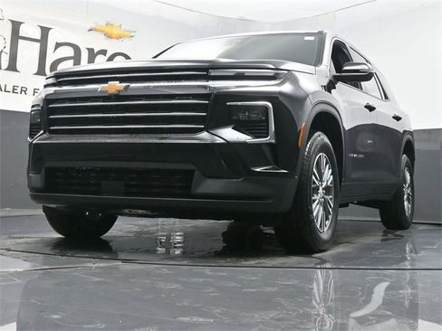 New 2026 Chevrolet Traverse LT w/ Driver Confidence Package image 4