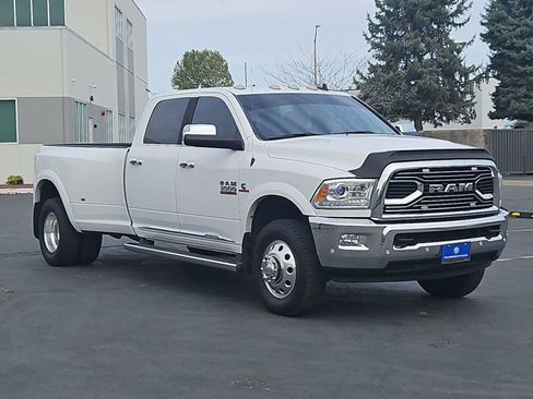 Used 2016 RAM 3500 Laramie Longhorn image 8