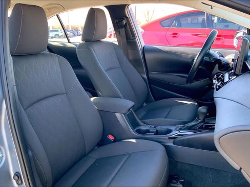 Certified 2025 Toyota Corolla LE image 8