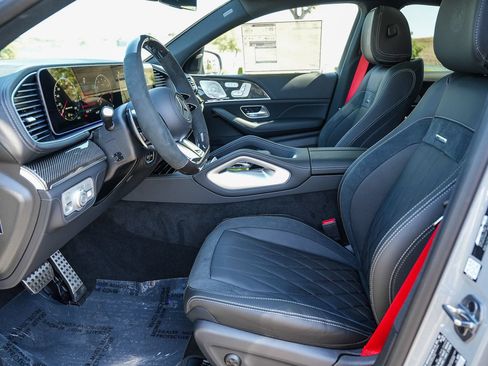 New 2026 Mercedes-Benz GLE 53 AMG 4MATIC Coupe image 17