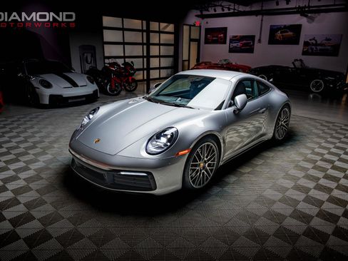 Used 2023 Porsche 911 Carrera 4S image 48
