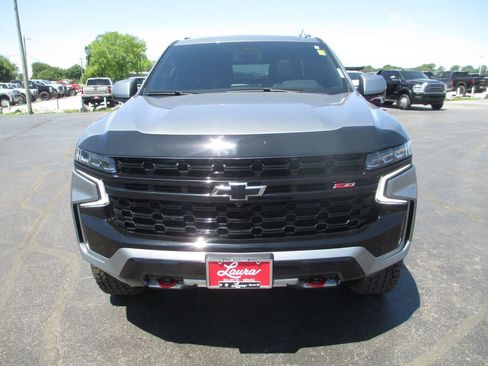 Used 2023 Chevrolet Tahoe Z71 w/ Luxury Package AWD/4WD image 13