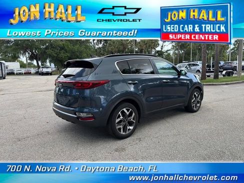 Used 2022 Kia Sportage EX FWD image 11