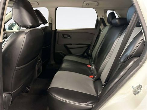 Used 2021 Nissan Rogue S image 13