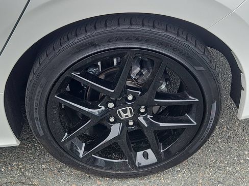 Certified 2024 Honda Civic Sport image 8