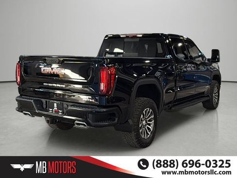 Used 2022 GMC Sierra 1500 AT4 w/ AT4 Premium Package AWD/4WD image 4