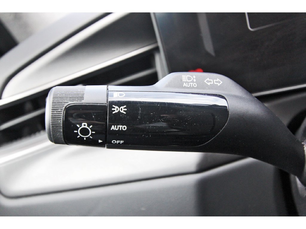 Used 2024 Kia EV9 Light Long Range RWD image 17