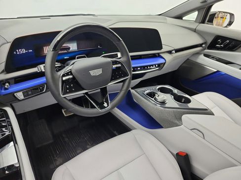 Used 2025 Cadillac Optiq Sport 1 w/ LPO, Floor Liner Package AWD/4WD image 14