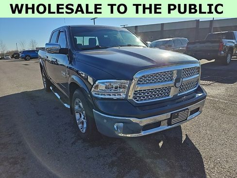 Used 2016 RAM 1500 Laramie w/ Convenience Group image 1