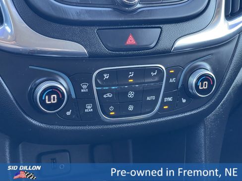 Used 2018 Chevrolet Equinox LT image 4