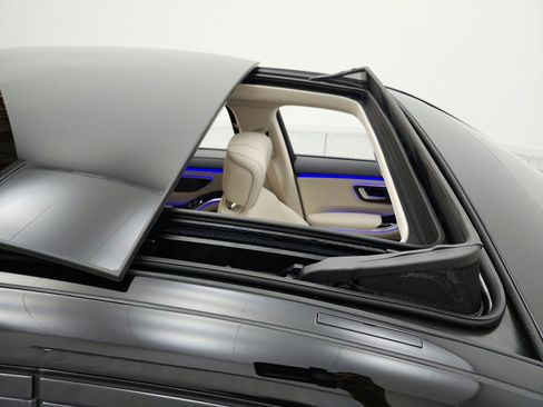 Used 2023 Mercedes-Benz S 500 4MATIC image 17