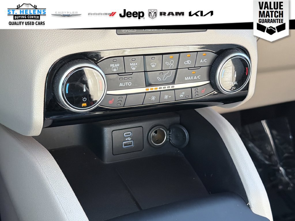 Used 2022 Ford Escape SEL AWD/4WD image 25