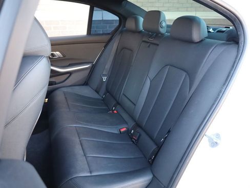 Used 2020 BMW 330i Sedan w/ Convenience Package image 19