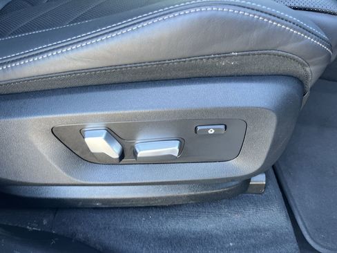 Certified 2023 BMW X5 xDrive40i w/ M Sport Package image 38