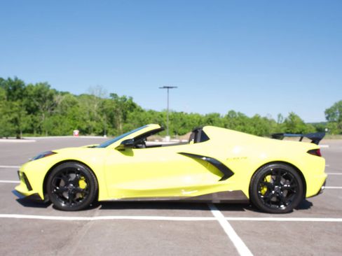 Used 2022 Chevrolet Corvette Stingray Premium Conv RWD image 30