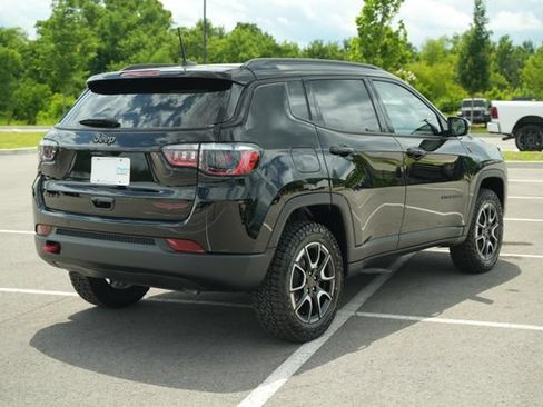 New 2026 Jeep Compass Trailhawk w/ Sun, Sound & Navigation Group AWD/4WD image 7