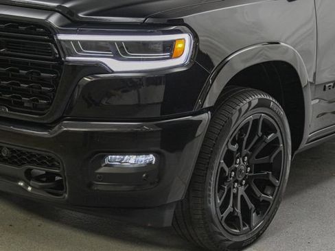 Used 2025 RAM 1500 Limited AWD/4WD image 5