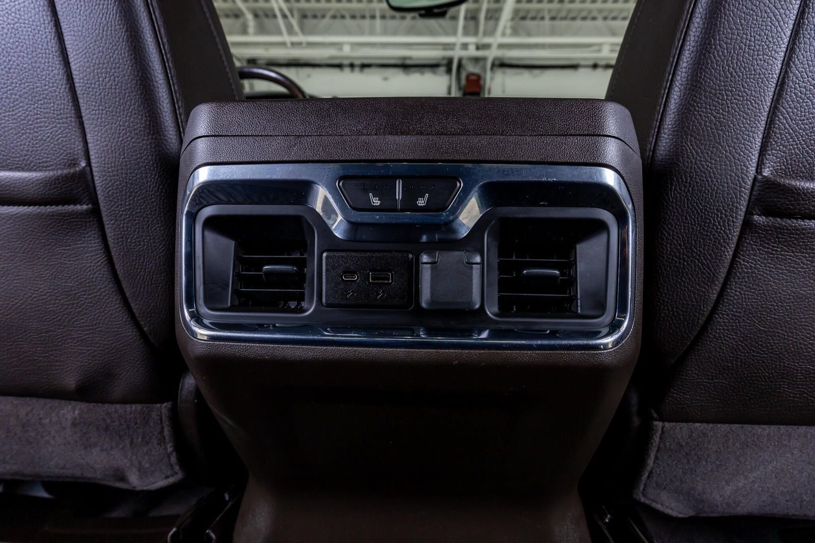 Used 2023 GMC Sierra 2500 Denali w/ Denali Ultimate Package AWD/4WD image 33