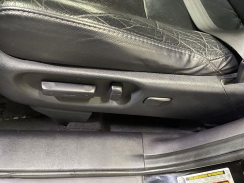Used 2010 Honda CR-V EX-L image 12